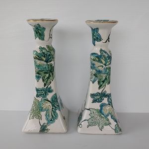 Vtg Pair 1980s Chinoiserie Porcelain Candlesticks Asian Ivy Floral Embossed